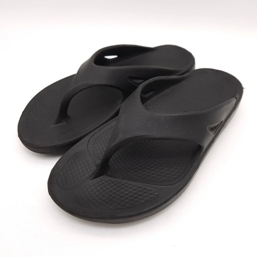 OOFOS‎ OOriginal (Men's 9 Women's 11) Black Recovery Thong Sandals Flip Flops